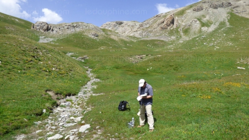 les-mesures-de-radioactivite-effectuees-par-le-laboratoire-de-la-criirad-debut-juillet-dans-le-parc-national-du-mercantour-photo-criirad.jpg