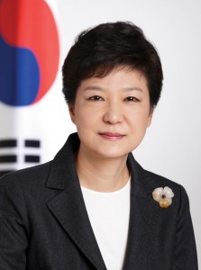 Park_Geun-Hye_official-223x300.jpg