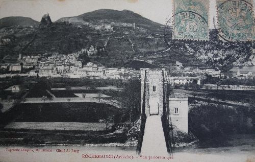 Le Pont et le Château de Rochemaure.