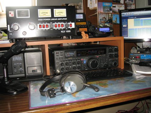 News Shack Radio 14AT496 for 2010