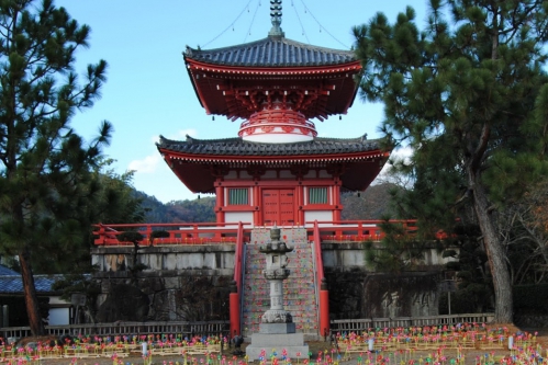 Daikakuji_Pagoda-001.jpg