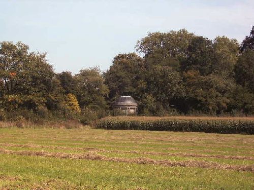 Vue d un petit dome du chateau de Beloeil