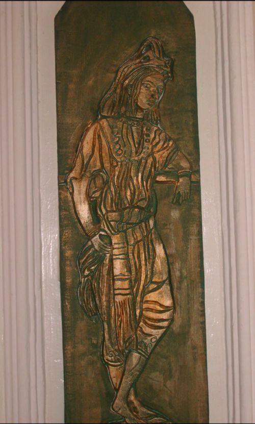 femme turque ( sculpter sur plâtre  a la main )