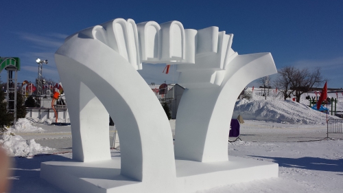 Arche du temps International de sculpture sur neige du carnaval de Québec 2014.jpg
