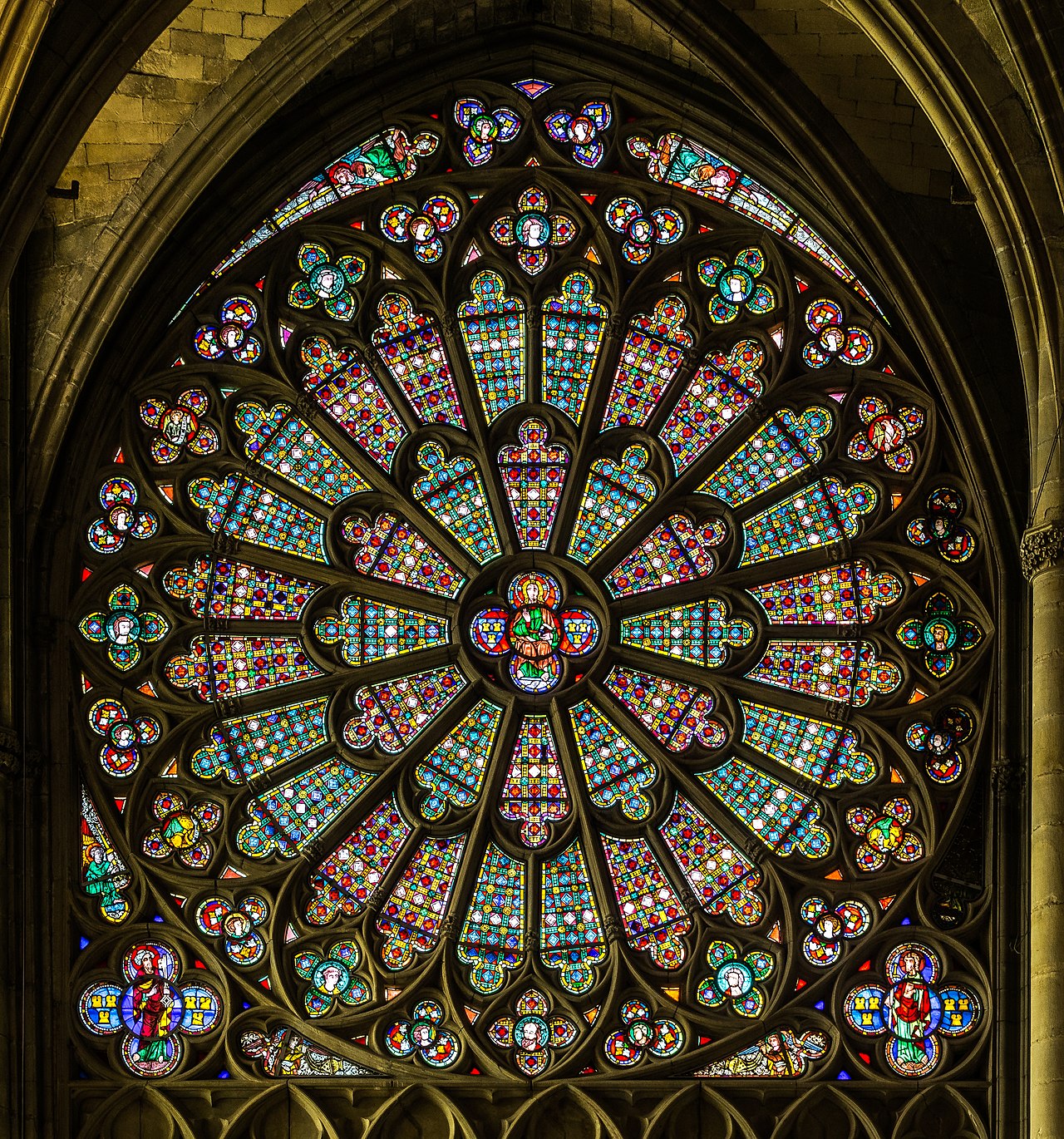 Saint_Nazaire_Basilica_of_Carcassonne_01.jpg