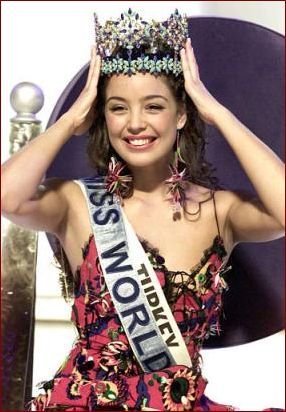Azra Akim miss monde  2002