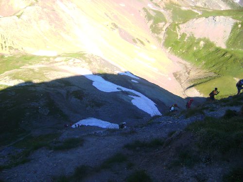 Pas long, mais raide pour francir le Galibier