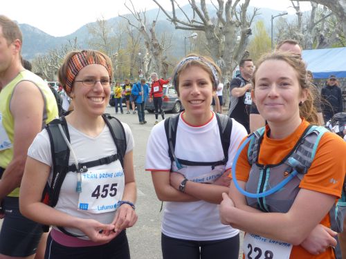 ... notre trio de féminines...