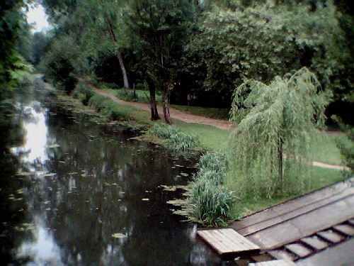 Le canal d'Aziré dans le bas de Ste Christine