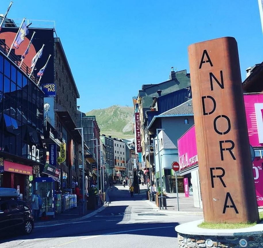 andorre-1+ (Copier).jpg