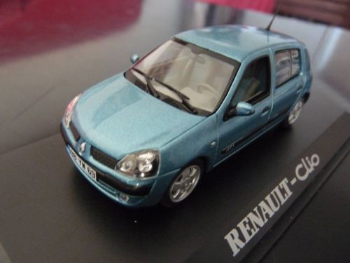 Renault Clio II 5 portes (2002)