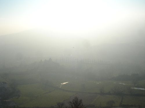 Au loin dans le brouillard