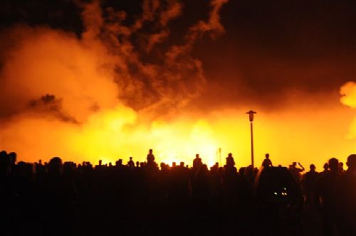 Eh oui, ça se termine forcément... par un feu d\'artifice