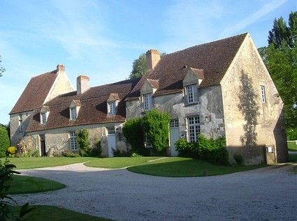 Manoir de Bonnefoy côté cour 