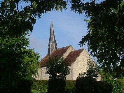 Eglise vue du manoir de Bonnefoy