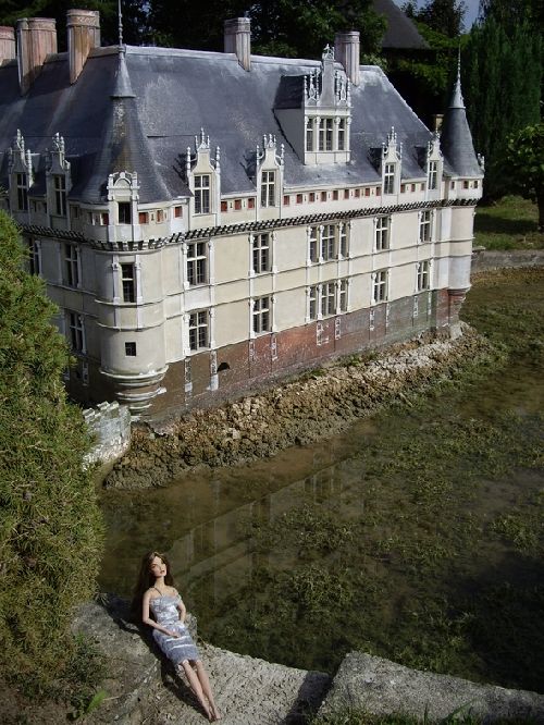 Véro au Parc des Mini-Châteaux d'Amboise