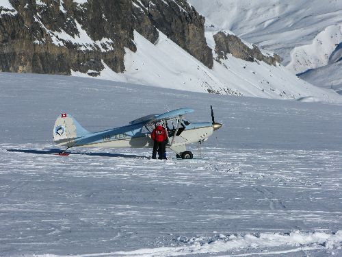 Aérodrome sur le glacier