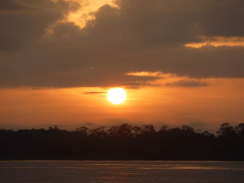 Lever de soleil Amazonie