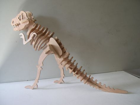 Squelette du Tyrannosaure ou T- REX . Plan de Steve GOOD