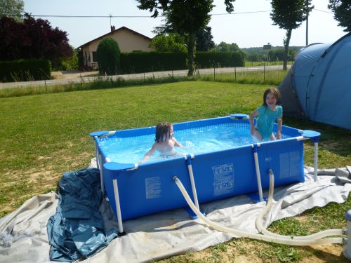 Première baignade dans la nouvelle piscine