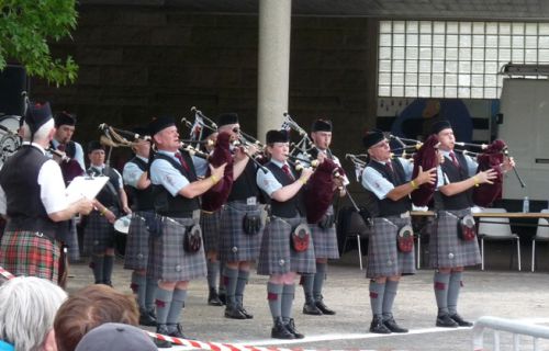 Pipe band competition (Isle of Cumbrae Pipe Band)