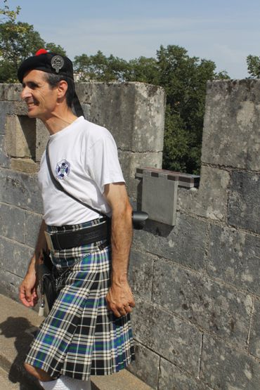 Reun JEZEGOU sur les remparts du Château des Ducs de Bretagne