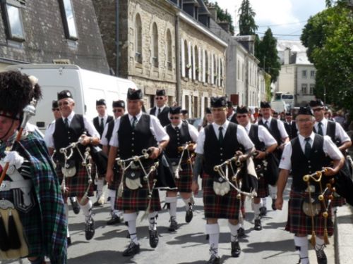 Askol Ha Brug Pipe Band at Guemene-Sur-Scorff