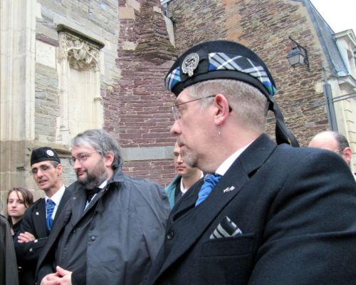 La Kilt Society de France visitant Rennes