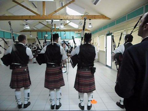 Askol Ha Brug Pipe Band