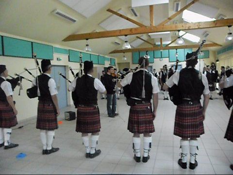 Askol Ha Brug Pipe Band