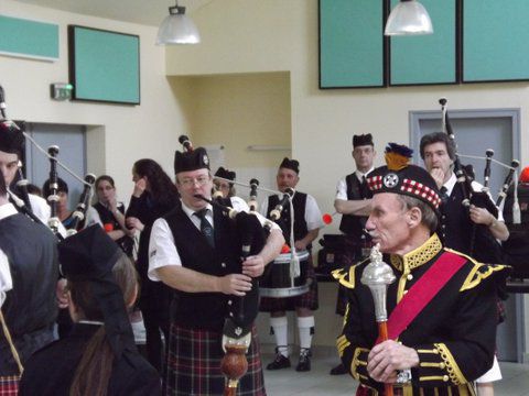 Askol Ha Brug Pipe Band