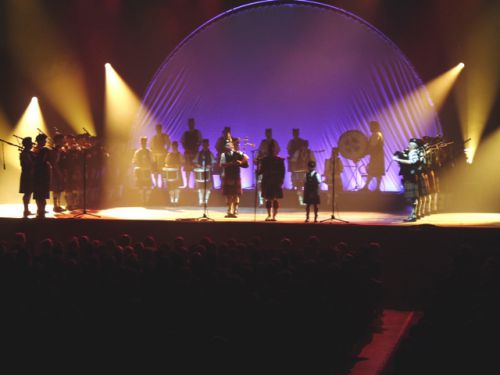 Askol Ha Brug Pipe Band in the ZENITH at Nantes