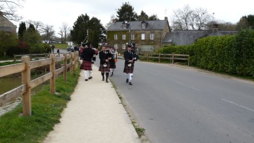 1er défilé du 1er Breizh Tartan Day