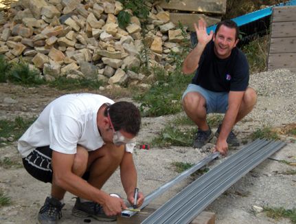 Merci les couz pour votre aide, à bientôt sur le chantier!