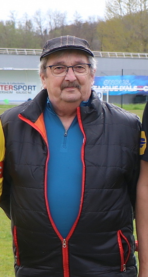 François Maurer, fidèle au drapeau de touche à Aspach-le-Haut et fidèle aux pronostics Thur Doller de mon blog. Bravo !!