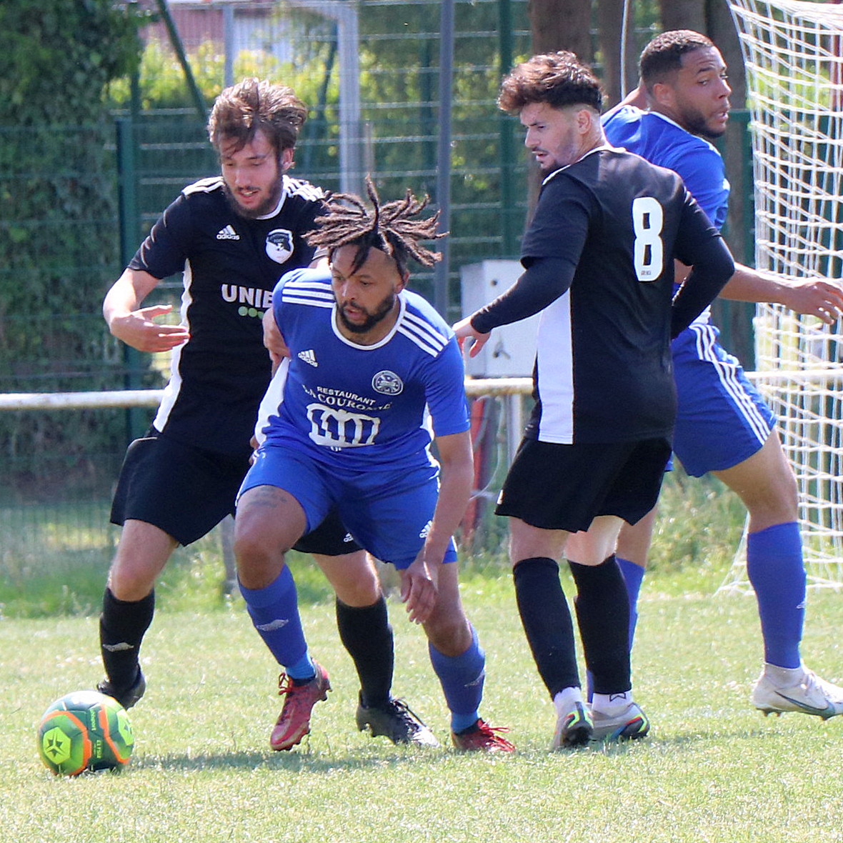Entre le stade Burnhauptois et l'USWittenheim, symphonie inachevée avec un match arrêté à la 88e' suite à la blessure du gardien local Maxime Luttringer, victime d'un coup de tête après le second but de Wittenheim et évacué après 40 minutes d'arrêt de la partie qui n'a pas été reprise.