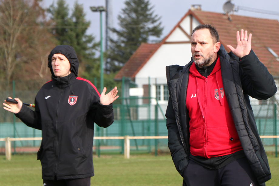 Lucien Schwartzentruber et Coach Johann (US Oberbruck) ne s'excusent pas d'avoir piégé le Stade burnhauptois. Tous au contraire!