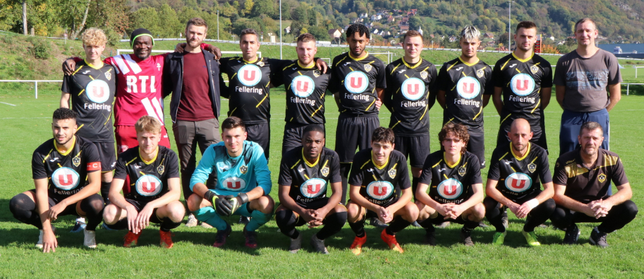 Les SR Saint-Amarin avant leur match de coupe d'Alsace face à l'ASCA