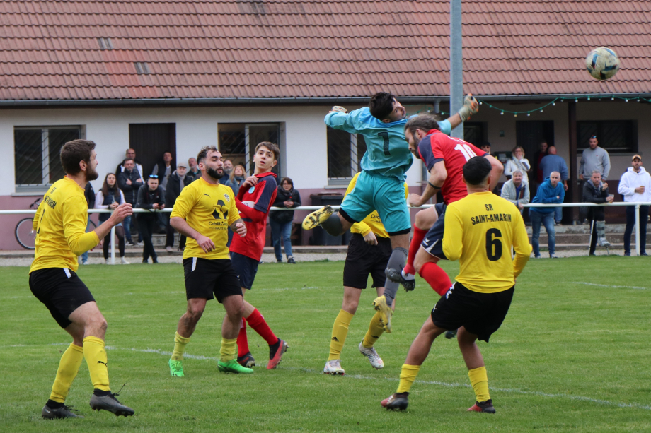 SR Saint-Amarin - US Vallée de la Thur  1-0. La défense des 