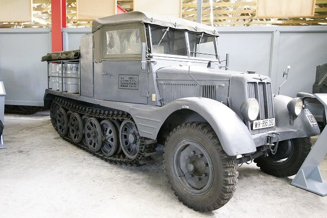 1956 hanomag.jpg