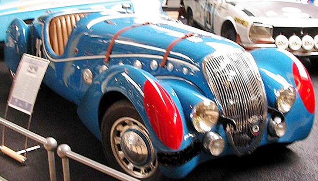 1935 peugeot 302 1935.png