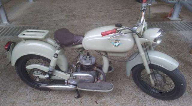 agusta 125cc pullman 3 vit.png