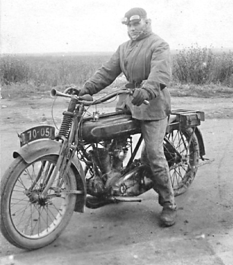 1927 gillet 750 1927.png