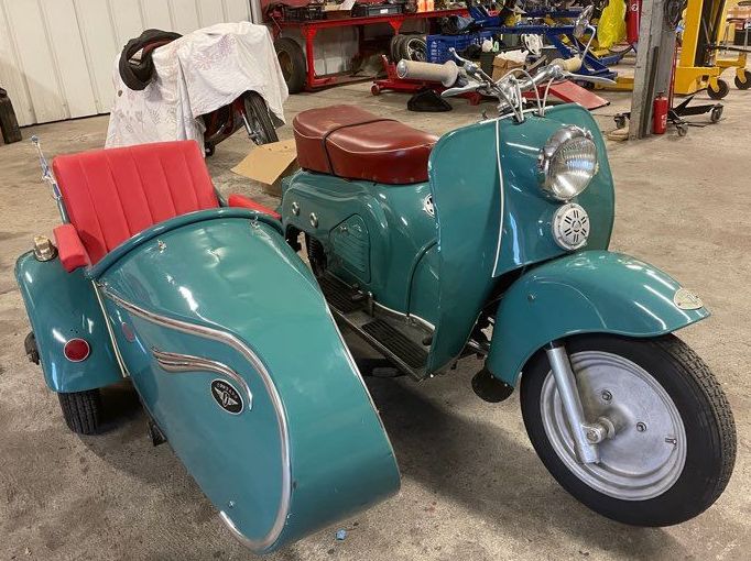 2 zundapp bella 200 cc 1954.jpg