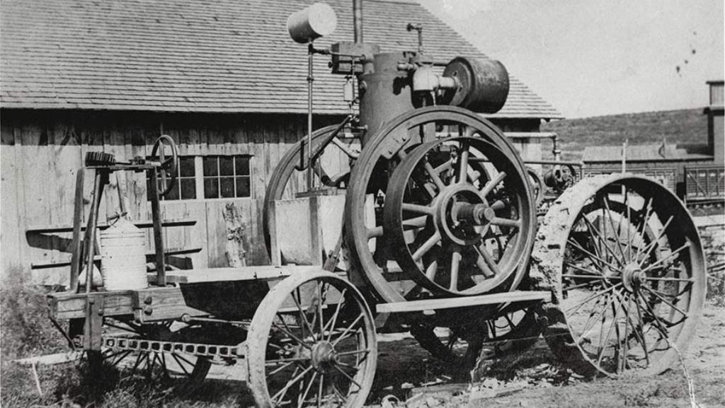 0 Froelich-tractor 1895.jpg