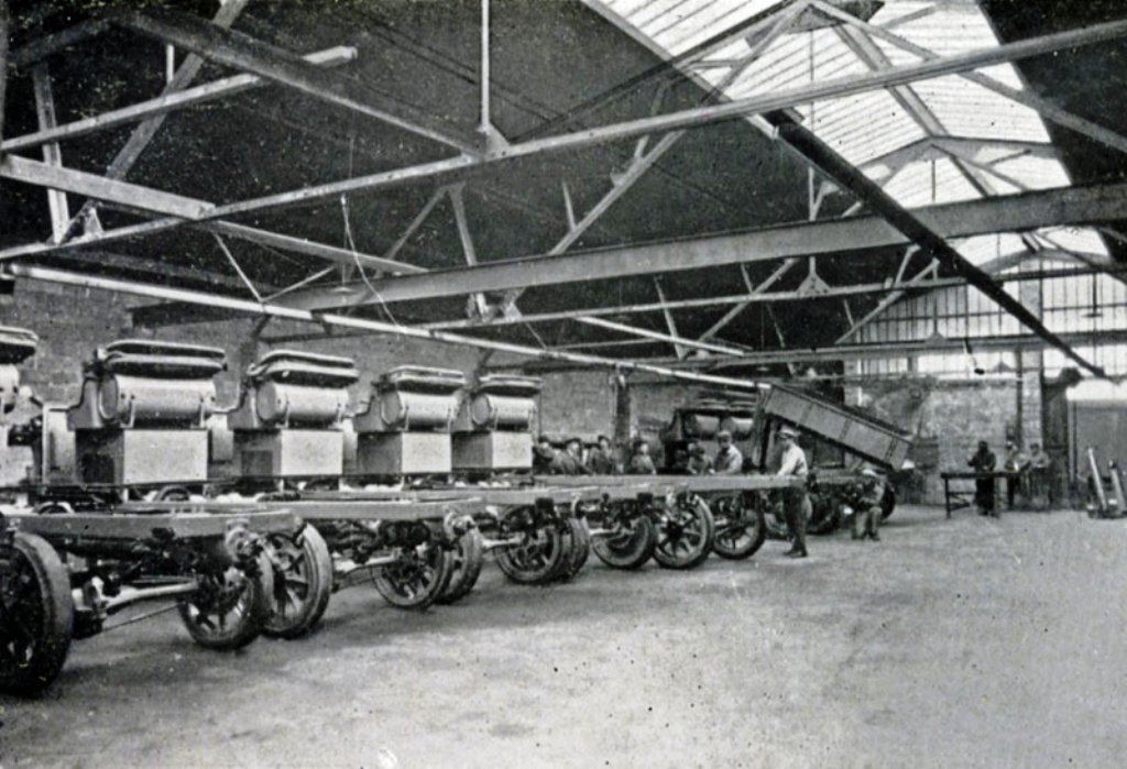 03-Labourier-usine-Mouchard-1925-1.jpg