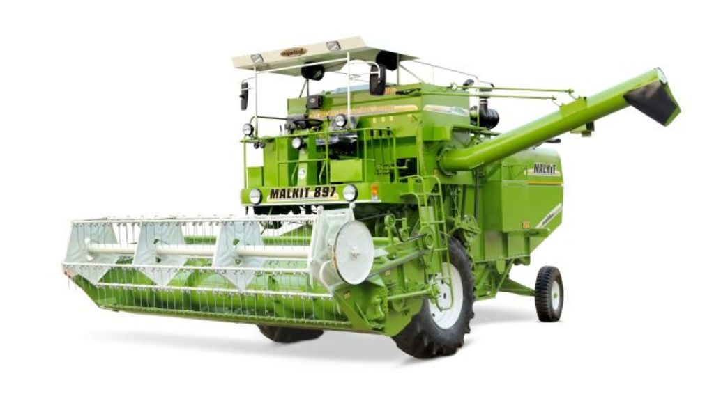 self-propelled-combine-harvester-malkit-897-1542603239-1163776.jpeg