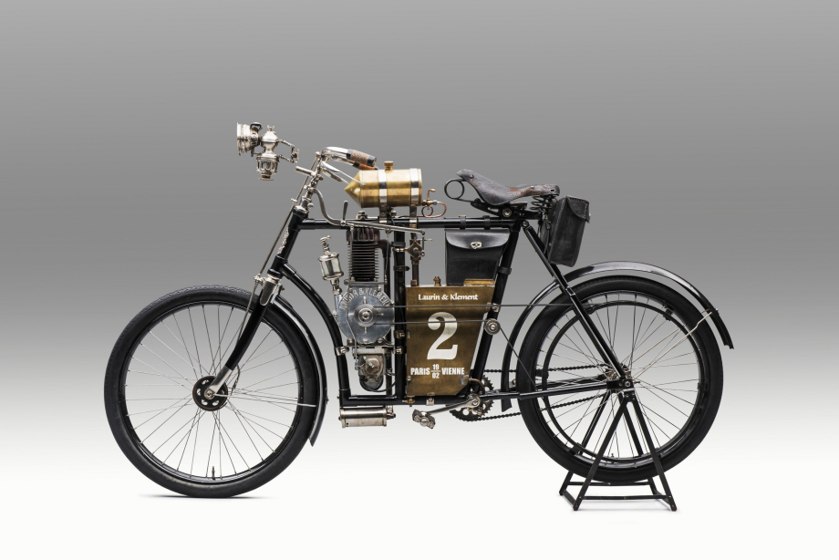 3 1880 this-is-the-first-skoda-motorcycle-to-enter-an-international-race-120-years-ago_6.jpg