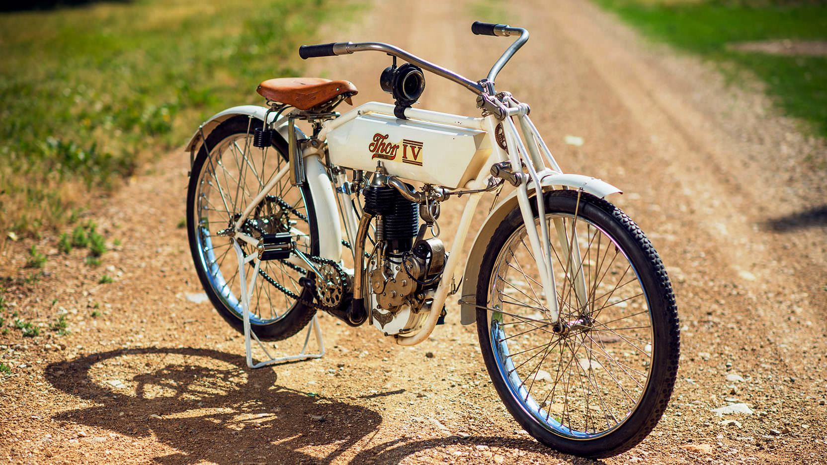 2 Thor-Single-Motorcycle 1910.jpg