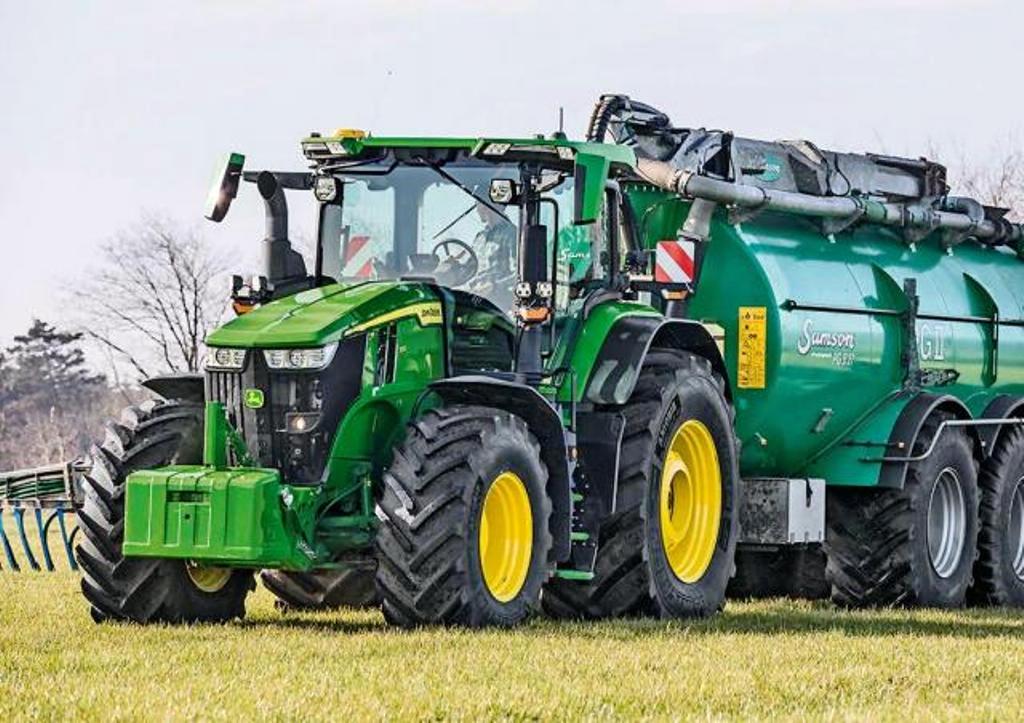 29 tracteurs--traction-4-roues-7r-350-john-deere 2020.jpg